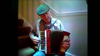 Sontse Nizenko  сонце низенько Ukrainian song Galotta 48 bass accordion [upl. by Slorac735]