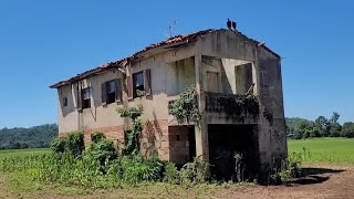 OLHEM COMO FICOU ESSA CASA ABANDONADA NO MEIO DA PLANTAÇÃO 😳 [upl. by Uziel]