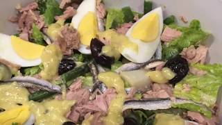 Salade Niçoise avec une bonne sauce Cèsar [upl. by Neik]