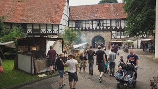 Mittelaltermarkt in der Wasserburg Gebhardshagen [upl. by Eeneg]