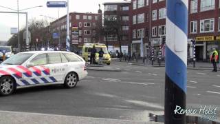 Spoedtransport naar EMC Rotterdam Vanaf Pleinweg Rotterdam inzet Lifeliner 2 Ambulance en politie [upl. by Nila]