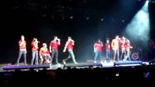 Glee Live Tour  Dont Stop Believin [upl. by Brookhouse]