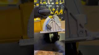 53 Dewalt DCS391NXJ 165mm  6 12quot  1820V Cordless Circular Saw [upl. by Aznarepse87]