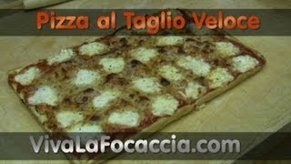 Ricetta Semplice della Pizza in Teglia al Taglio Fatta in Casa [upl. by Diego]