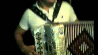 tocando el acordeon el sonidito [upl. by Luttrell]