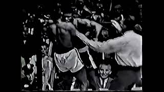 Emile Griffith vs Holly Mims  1963 [upl. by Kirsti743]