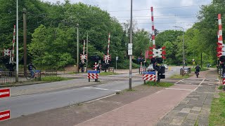 Een bijzondere spoorwegovergang bezoeken in Amersfoort Oud Knipperlicht Installatie [upl. by Westland638]