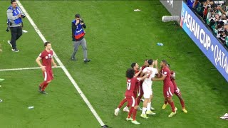 احد لاعبي ايران يصر علي استفزاز جماهير ولاعبي قطر بعد الخروج من كأس اسيا [upl. by Onavlis]