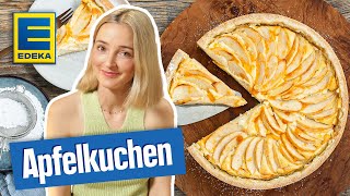 Apfelkuchen mit Quark  Einfaches Kuchenrezept mit Puderzucker [upl. by Yllek]