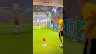 How These Robot Goalkeeper Works😱 facts [upl. by Arabeila]