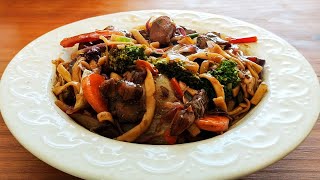 YAKISOBA a Verdadeira Receita da Comida Japonesa Macarrão com Legumes na Culinária Oriental [upl. by Kieger878]