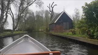 Giethoorn Netherlands  قرية جيثرون الهولندية [upl. by Aikemit]