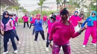 PACHANGA  KOPLO  Zumba  Ellysha Official [upl. by Darreg]