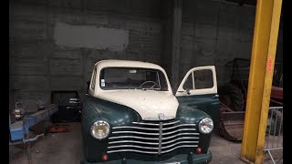 Urbex  voiture de collection dans une usine abandonnée [upl. by Arahat159]