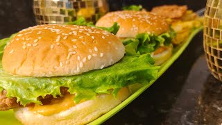 Crispy Chicken Burger 🍔 Bcz Homemade Is Best 10 Min m Bnakar khaye like share nd subscribe👍 [upl. by Ailad]