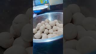 Roti Maker me Puri banaya bollywood music song [upl. by Nnaed]