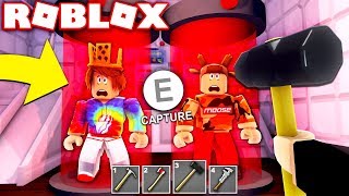 SAVE THE YOUTUBERS FROM THE BEAST ROBLOX FLEE THE FACILITY [upl. by Aidroc]