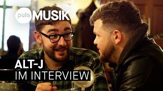 StammtischInterview mit altJ  Bavarian beer hall interview with altJ [upl. by Fayette25]