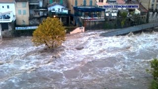 Images impressionnantes des inondations en Ardèche [upl. by Berget]