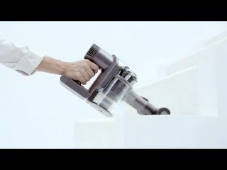 DYSON DC45 Digital Slim Animal Steelstofzuiger  Aspirateur balai  Product video Vandenborrebe [upl. by Darum]