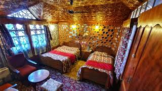 Best Houseboat in Kashmir zaffer group of houseboats zaffergroupofhouseboats [upl. by Gerhan]