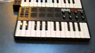 AKAI MPK Mini  LPK 25 Side by Side [upl. by Seto99]