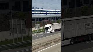 LKW vollgeladen mit Waffeln aus Deutschland für Russlanddriving peoplesociety truck [upl. by Ataeb]