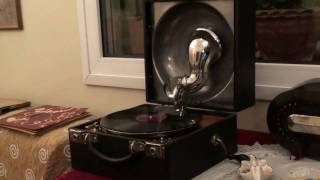 quotLIMELIGHTquot Charlie Chaplin the Theme from the film Gramophone record 78 rpm [upl. by Aneeuq]