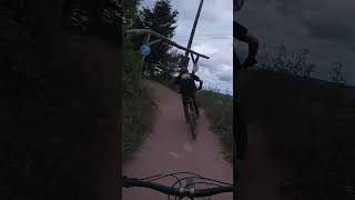 ALLER PÉDALE  Il est CHAINLESS epic mtb enduro bikelover [upl. by Adnaral]