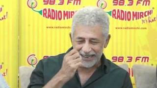 Naseeruddin double crosses his friend  Chaalis Chauraasi [upl. by Aseret58]