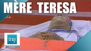 Les obsèques de Mère Teresa  Archive INA [upl. by Adnerad]