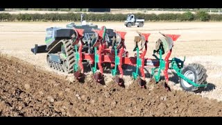 Kverneland Lo85 Onland ploughing with Agxeed Agbot at Tillage Live 2024 Tadcaster Pflügen ploegen [upl. by Asselem566]