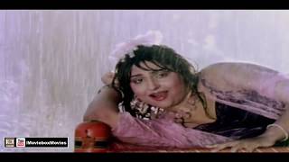 SAJNA MAIN KAALI MAUSAM BARSAAT DA  ANJUMAN IN RAIN  FILM PAISA NACH NACHAWAY [upl. by Heigl]