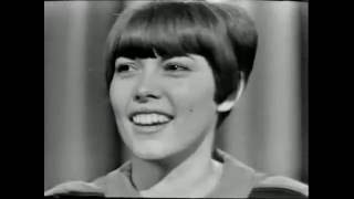 Mireille Mathieu LHymne à lamour 1966 [upl. by Atinuhs631]