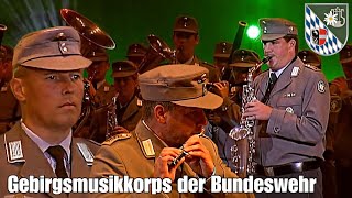 Gebirgsmusikkorps der Bundeswehr Mir sein die KaiserjägerBayrischer DefiliermarschHeidecksburg [upl. by Easlehc]