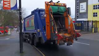 Lambeth council Dennis elite 6 Narrowtrack emptying Black refuse bins [upl. by Tallu]