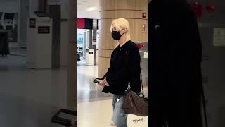 Felix look so handsome at airport 😍😍😍 felix straykids stay [upl. by Anoi]