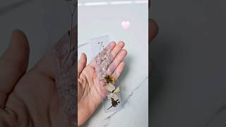 Diy Pressed flowers bookmark  ArtsbyRawdah  shorts art diy  craft [upl. by Vera]