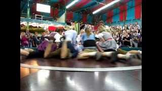 Girls on the Teufelsrad Devils Wheel at Oktoberfest Munich [upl. by Arakihc757]