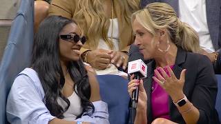 Simone Biles enjoying beautiful atmosphere courtside at the US Open 🎾  2024 US Open [upl. by Leahkim]