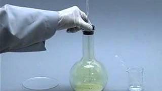 Reaction of Sodium with Chlorine [upl. by Collar]