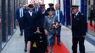 Prinses Beatrix opent met Henk Dijkstra de Majoor Bosshardtburgh [upl. by Philpot730]