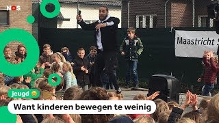 Kinderen krijgen dansles van Juvat om meer te bewegen [upl. by Ibocaj]