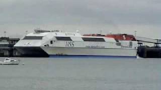 HSS Stena Discovery Docking At Harwich [upl. by Bullard]