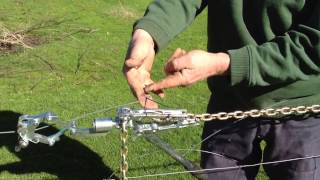 How to tie a Figure 8 knot under tension [upl. by Beltran99]