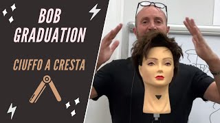 Taglio corto Bob Graduation con ciuffo a cresta haircut di tendenza [upl. by Haroldson]