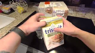 Triscuit Dill Sea Salt amp Olive Oil Whole Grain Wheat Crackers Review [upl. by Blockus]