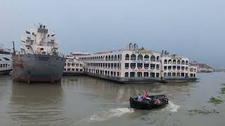 জিঞ্জিরা তীরে পার্ক করা শত শত লঞ্চ  Sadarghat launch parked on Jinjira area Buriganga river [upl. by Nandor630]