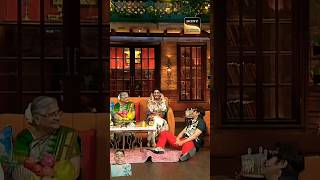 Ravina ji ko dekhkar late Gaye stage par thekapilsharmashow shorts funny ytshorts [upl. by Hesler]