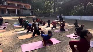 दो मिनट में 100 अर्द्ध उष्ट्रआसनyoga प्रतिदिन करें ये आसन  yogalife health healthy dailyyoga [upl. by Neeloj97]